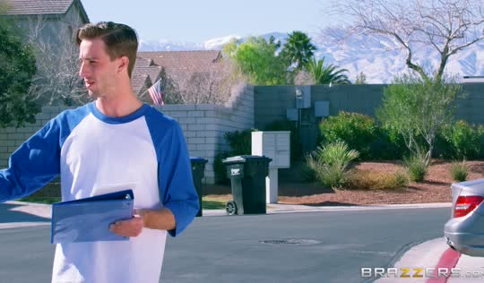 Анальный террор инопланетных похотливых тварей